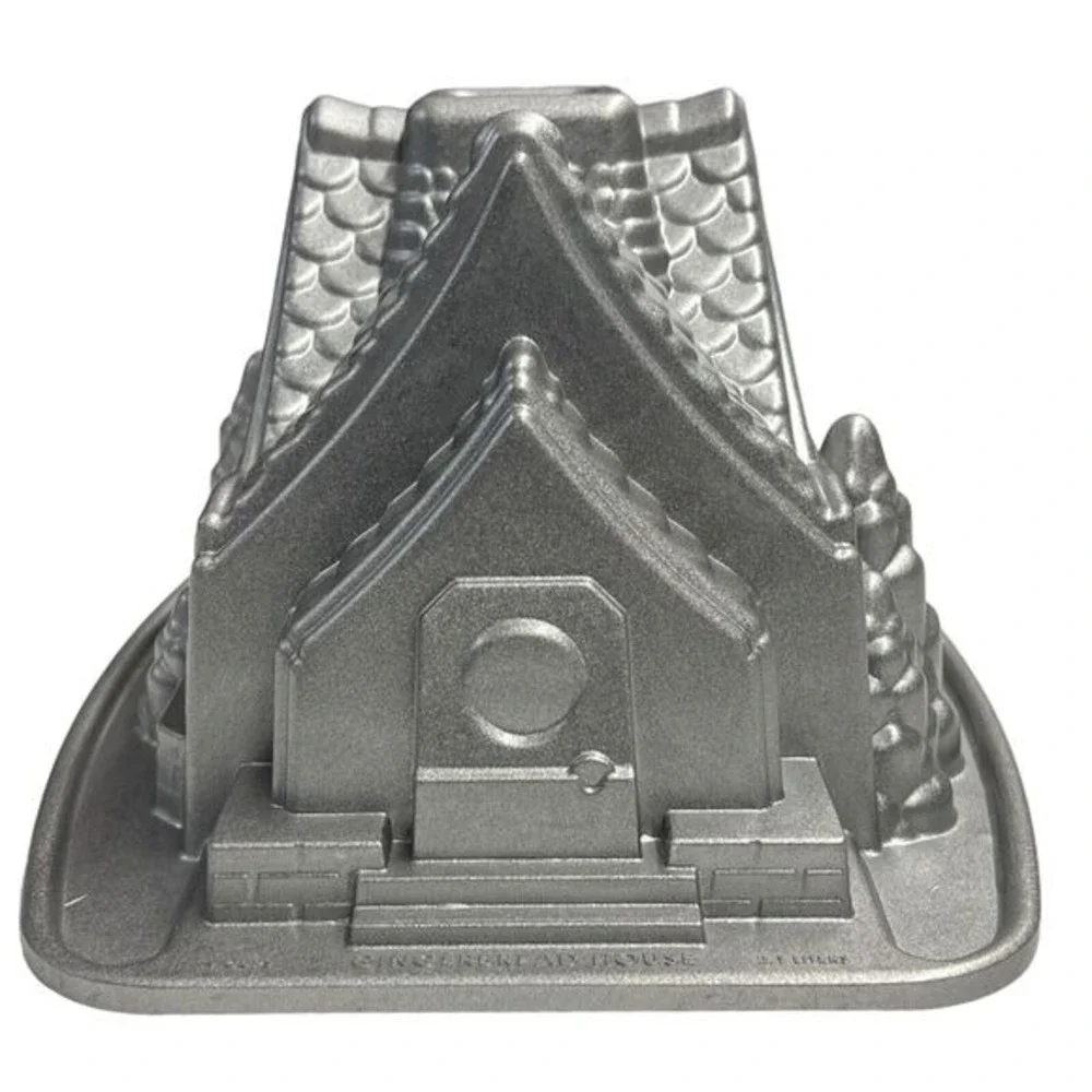 Nordic Ware Gingerbread House Cake Pan Holiday Christmas‎ Aluminum 9 cup